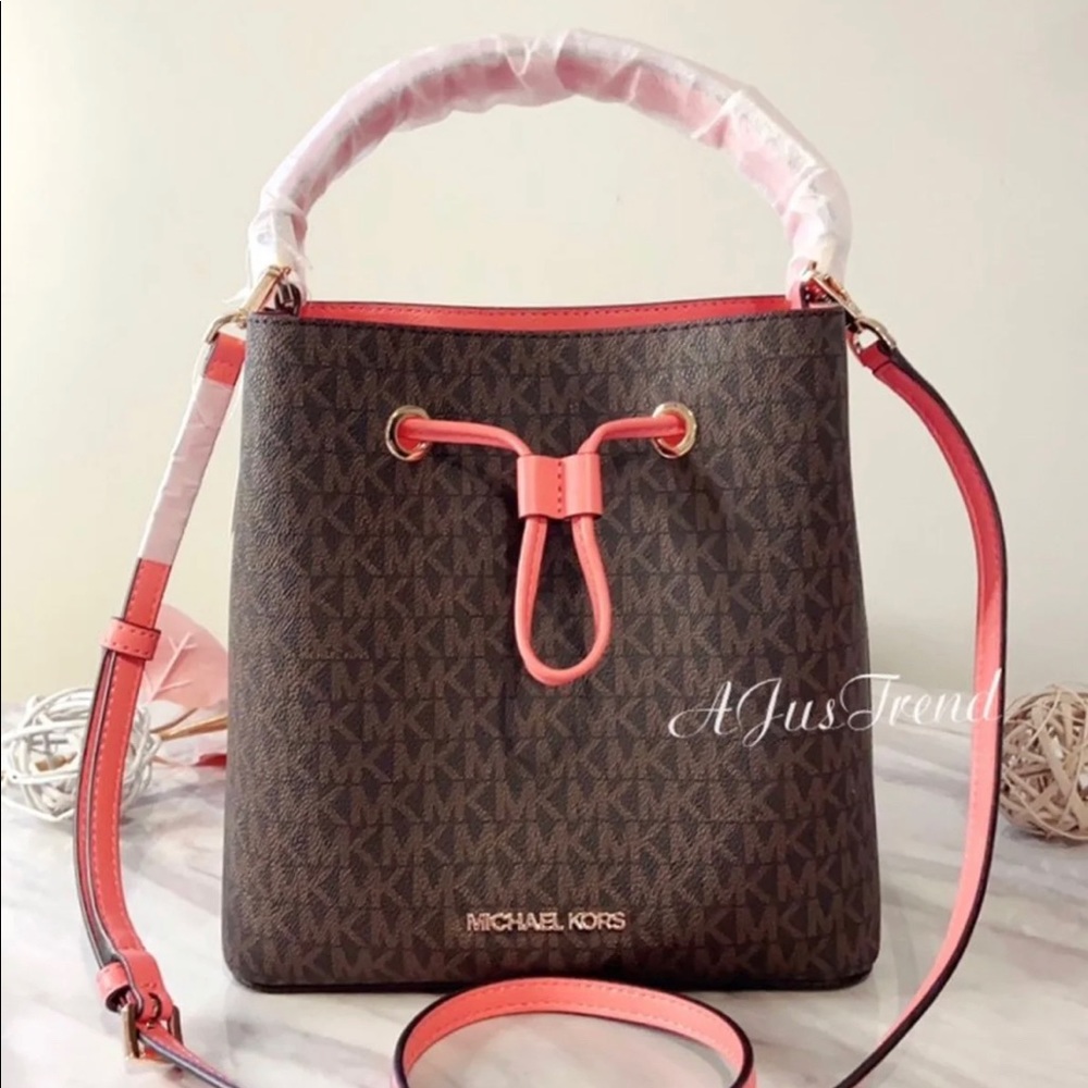 Michael kors suri